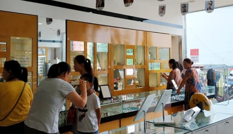 數(shù)智眼鏡門(mén)店(diàn)|眼鏡店(diàn)如(rú)何提高(gāo)銷售員(yuán)工(gōng)作(zuò)效率