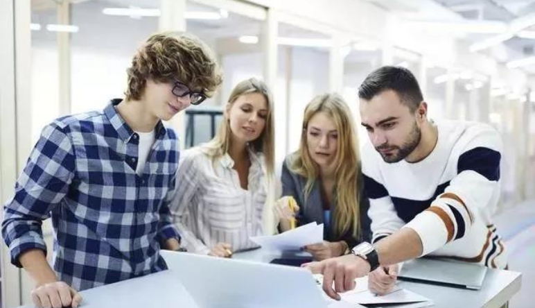 科(kē)普｜軟件(jiàn)開(kāi)發，到(dào)底需要(yào)多(duō)少(shǎo)錢(qián)呢(ne)？